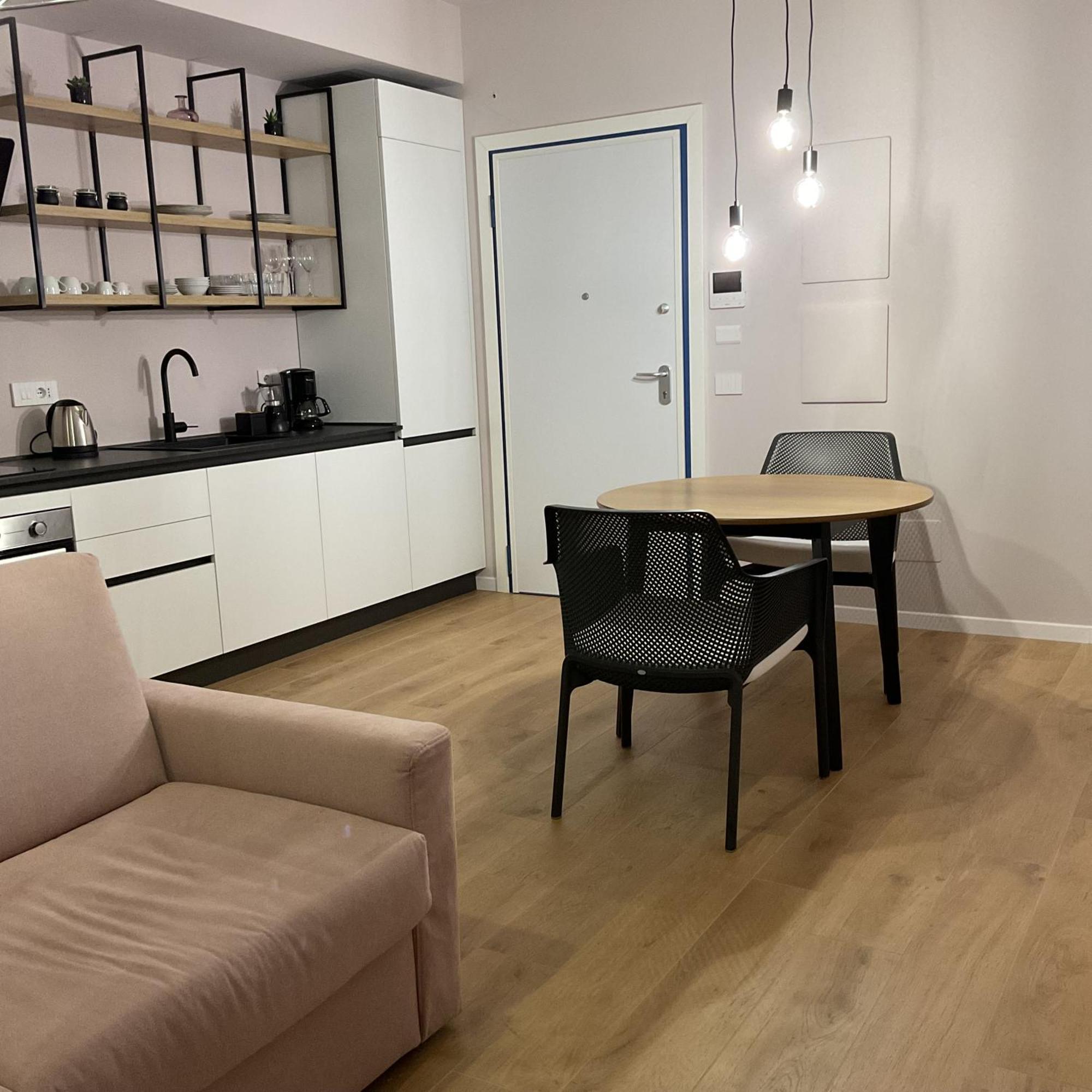 Residenza Labicana Luxury Apartment- In The Heart Of Roma Esterno foto